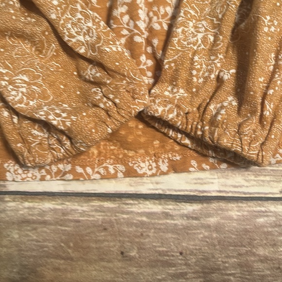 Lucky Brand Blouse - Picture 4 of 6